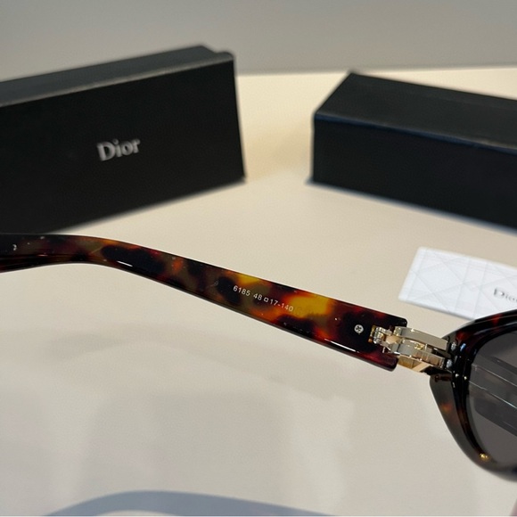 Dior Tortoiseshell Cat-Eye Sunglasses with Black Lenses - Picture 5 of 8